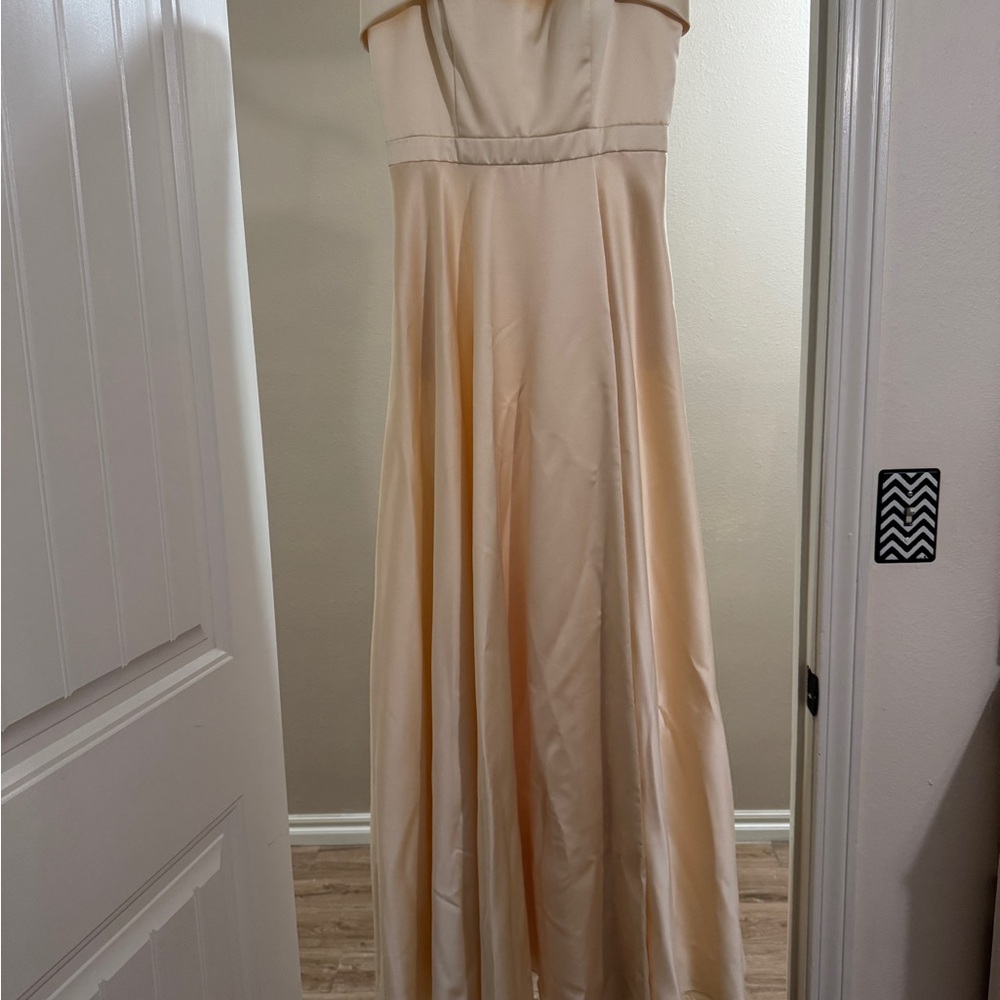 Xscape Butter/Pale Yellow Pleated Strapless Gown